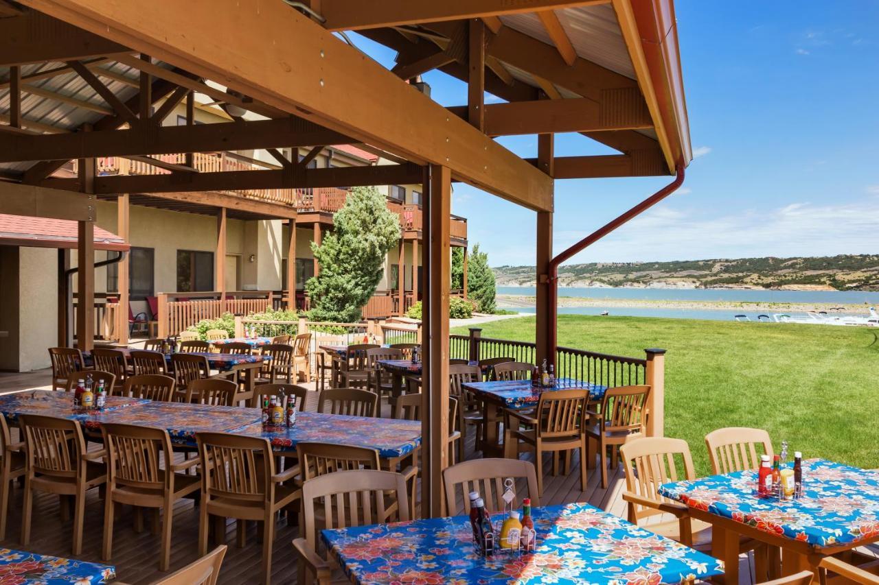 Arrowwood Resort At Cedar Shore Oacoma Exterior foto